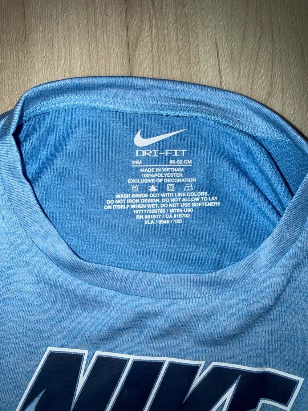 New with tags Nike 2-Piece Dri-FIT Set for toddlers. - Picture 3 of 3